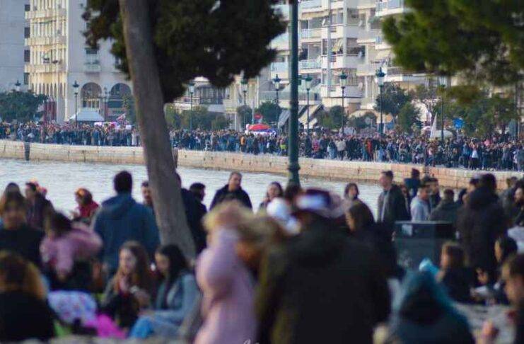 Το Καρναβάλι Θεσσαλονίκης επιστρέφει δυναμικά με ένα μοναδικό disco party στην πλατεία Αριστοτέλους