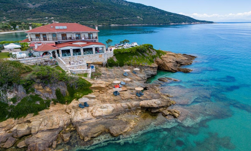 faros-taverna-03